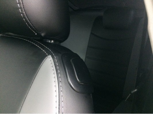 Авточехлы на Ford Focus 2 Coupe Авточехлы на Ford Focus 2 Coupe