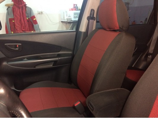 Авточехлы на Hyundai Tucson JM Авточехлы на Hyundai Tucson JM